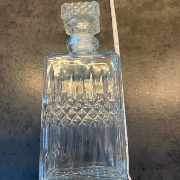 Vintage Glass Crystal Cut Decanter with Stopper - Picture 3 of 6